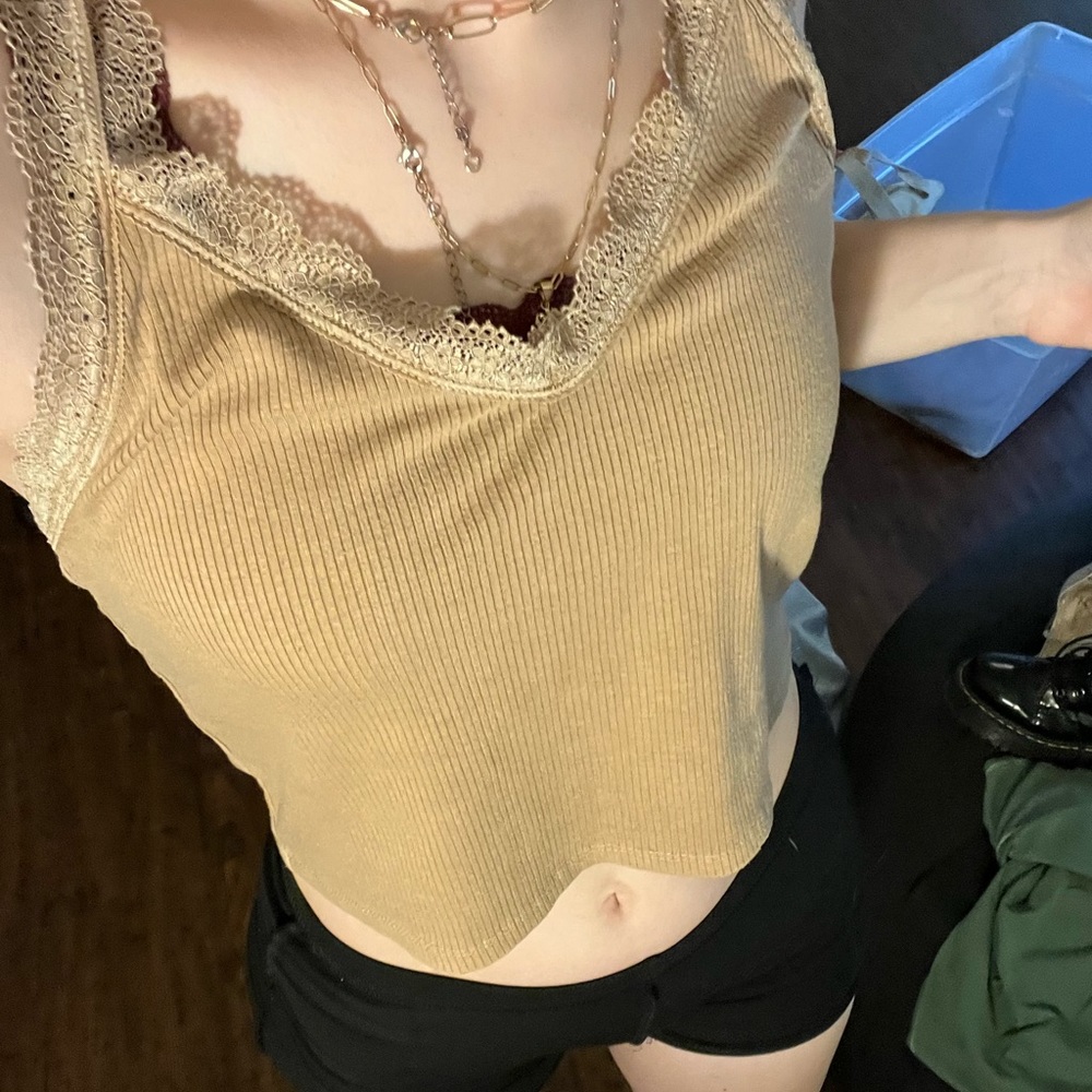 Brown cropped tank top